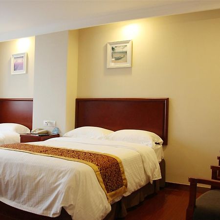 Greentree Inn Anhui Fuyang Yijing International North Door Busniess Hotel 외부 사진